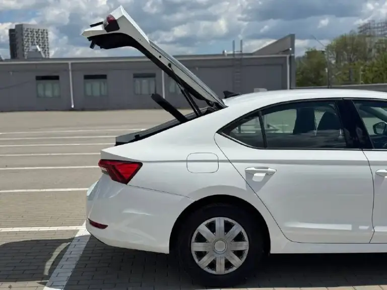 🚘 В продаже skoda octavia

Год выпуска: 2021
Пробег на табло: 125 725 км
Птс: электронный
Двигатель: 1.6 бензин
Трансмиссия: ат

Vin: xw8an4nx7mh065118
Цена: 1 430 000
Новая цена: 1 420 000 руб.

📞 + 7 (938) 130-35-61

Г. Ростов-на-дону, тц «сиверс», пр. Сиверса, 23 – как нас найти 📍

Способы оплаты:
— Наличные;
— Кредит (20 банков);
— Безнал без ндс;
— Обмен на ваш авто.

Больше подробностей об авто и способах оплаты узнавайте у менеджера 📲 @autozaorndbot
___________

Подбор авто – @auto_zao_bot 🤖
Все авто – https://autozao. Ru/ 🌐

🗺️ Присоединяйтесь к авто зао :

— Москва
— Краснодар
— Новая адыгея - фотография - 5