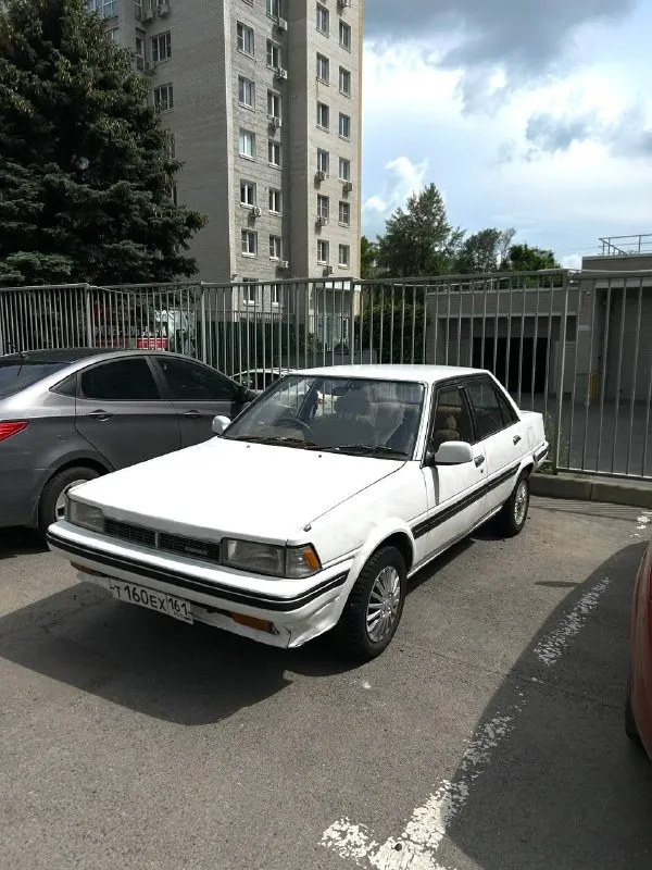 Продается чистокровный старый японец тайота карина в 150 кузове. 1.6 (75лс) бензин передний привод, пробег 242000т оригинальный.
Больше фото скину по запросу
На ходу, по документам чистая, автотека зелень, ( по запросу кину) всю жизнь в одних руках, для своих лет выглядит достойно, по кузову есть коцки, но в целом он живой, стаканы живые, стойки и лонжероны тоже в порядке, машине 40 лет, из такого нужно в дальнейшем варить пороги, они местами уставшие на 3/5.
В дтп не была, салон приятный сделана косметическая
Химчистка салона, стоят штатные заводские колонки, магнитола pioneer. Стоят литые диски bridgestone sprinto r13 3 шт на переднем левом штамп с колпаком.
Стоит гур, фары галогеновые philips, сзади тоже все работает, габариты, стопари, даже подсветка номера. Поменяли недавно свечи и бронепровода. Хороший вариант для первой машины
160Т торг
Осмотр ростов-на-дону, территориально александровка жк голубые ели ( вересаево 105/2)
891818561874 - фотография - 1