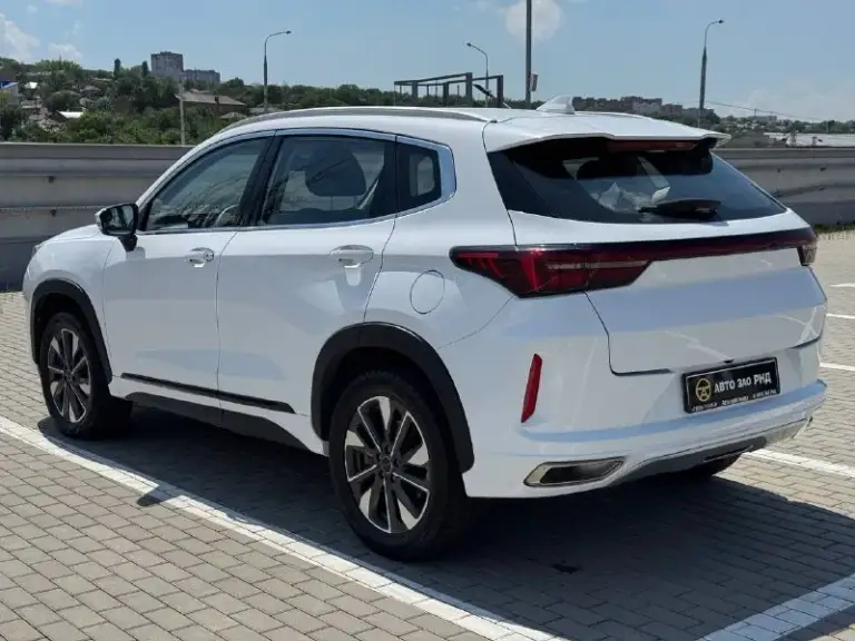 🚘 В продаже exeed lx

Год выпуска: 2023
Пробег на табло: 54 018 км
Птс: электронный, юр. Чистый
Двигатель: 1.5 бензин
Трансмиссия: cvt

Vin: lvtdb21b0pe910489
Цена: 1 470 000 руб.

📞 + 7 (938) 130-35-61

Г. Ростов-на-дону, тц «сиверс», пр. Сиверса, 23 – как нас найти 📍

Способы оплаты:
— Наличные;
— Кредит (20 банков);
— Безнал без ндс;
— Обмен на ваш авто.

Больше подробностей об авто и способах оплаты узнавайте у менеджера 📲 @autozaorndbot
___________

Подбор авто – @auto_zao_bot 🤖
Все авто – https://autozao. Ru/ 🌐

🗺️ Присоединяйтесь к авто зао :

— Москва
— Краснодар - фотография - 3