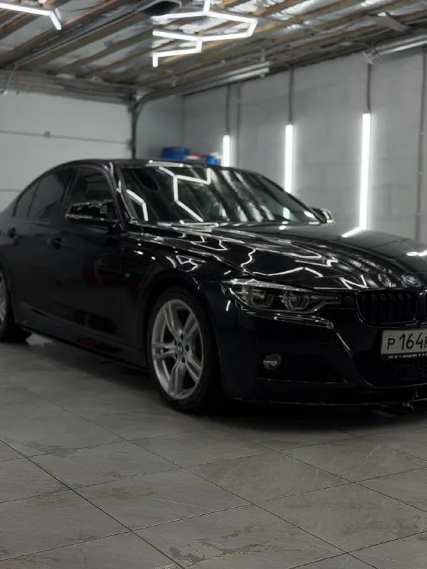 89010005250
Цена 3.100.000
Пригнана из кореи 30.06.2025 года на пробеге 69.000 км
Имеется полный видео подбор авто, bmw air.
Оригинальный пробег, машина в состоянии новой
Максимальная комплектация, один единственный хозяин. Задний привод
- Заводской окрас
- Сток 330i
- Никаких прошивок, никаких чипов
- Carplay, карты, русифицирована, мотор b46,
- Из дополнений установлен :
Керамика 3d америка, сделана неделю назад, диффузор, лезвия, задний диффузор, решетки черный глянец, новая резина hankook, зимняя 1 сезон отдаю в подарок

0258 Шины допускающие движ. В аварийном режиме
02Pe л/c диск bmw m со звездообр. Спиц. Диз.400
02Tb спортивная акпп
02Vb индикация давления в шинах
0322 Комфортный доступ
0337 Спортивный комплект стиль m
03Ag видеокамера заднего хода
0403 Стеклянная крышка люка с электроприводом
0423 Ножные коврики velours
0428 Знак аварийной остановки и аптечка - фотография - 2