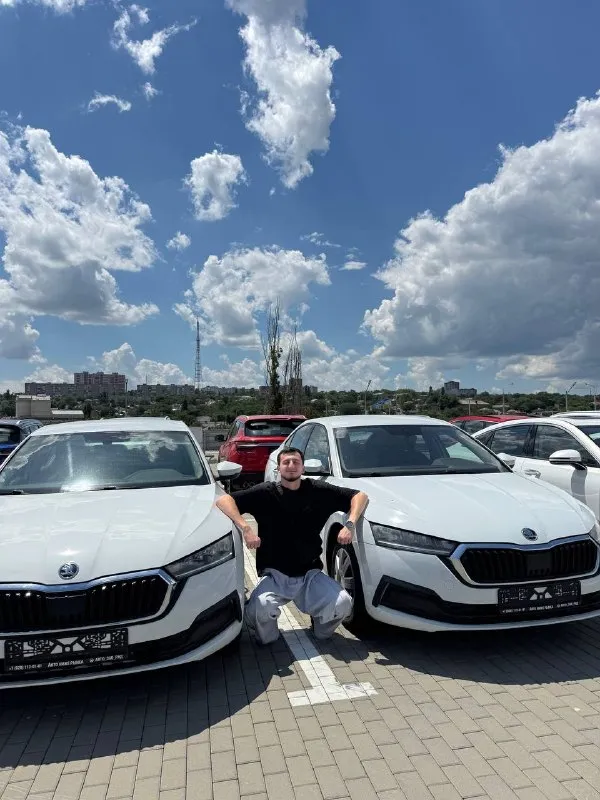 Среди своих — три машины 🥷🏻

🚘 Skoda octavia, 1.6 — at, 2021
Xw8an4nx7mh065118
Цена: 1 420 000 руб.

🚘 Skoda octavia, 1.6 — at, 2021
Xw8an4nx1mh065132
Цена: 1 410 000 руб.

По вопросам приобретения авто обращайтесь в @autozaorndbot 📲 - фотография - 1