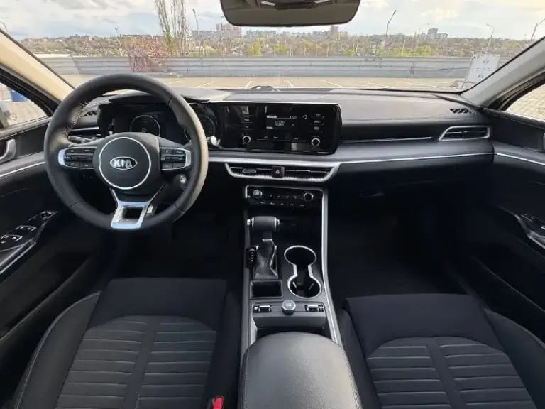 🚘 В продаже kia k5
Год выпуска: 2021
Пробег на табло: 63 743 км
Птс: электронный
Двигатель: 2.0 бензин
Трансмиссия: at
Vin: xweg2414bm0002559
Цена: 1 660 000
Новая цена: 1 640 000 руб.
📞 + 7 (938) 130-35-61
Г. Ростов-на-дону, тц «сиверс», пр. Сиверса, 23 – как нас найти 📍
Способы оплаты:
— Наличные;
— Кредит (20 банков);
— Безнал без ндс;
— Обмен на ваш авто.
Больше подробностей об авто и способах оплаты узнавайте у менеджера 📲 @autozaorndbot
___________
Подбор авто – @auto_zao_bot 🤖
Все авто – https://autozao. Ru/ 🌐
Мы в max. Ru/auto_zao_rnd 💬
🗺️ Присоединяйтесь к авто зао :
— Москва
— Краснодар - фотография - 5
