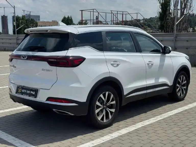 🚘 В продаже chery tiggo 7pro

Год выпуска: 2023
Пробег на табло: 61 920 км
Птс: электронный, юр. Чистый
Двигатель: 1.5 бензин
Трансмиссия: cvt

Vin: lvvdb21b7pd763147
Цена: 1 340 000
Новая цена: 1 320 000 руб.

📞 + 7 (938) 130-35-61

Г. Ростов-на-дону, тц «сиверс», пр. Сиверса, 23 – как нас найти 📍

Способы оплаты:
— Наличные;
— Кредит (20 банков);
— Безнал без ндс;
— Обмен на ваш авто.

Больше подробностей об авто и способах оплаты узнавайте у менеджера 📲 @autozaorndbot
___________

Подбор авто – @auto_zao_bot 🤖
Все авто – https://autozao. Ru/ 🌐

🗺️ Присоединяйтесь к авто зао :

— Москва
— Краснодар - фотография - 4