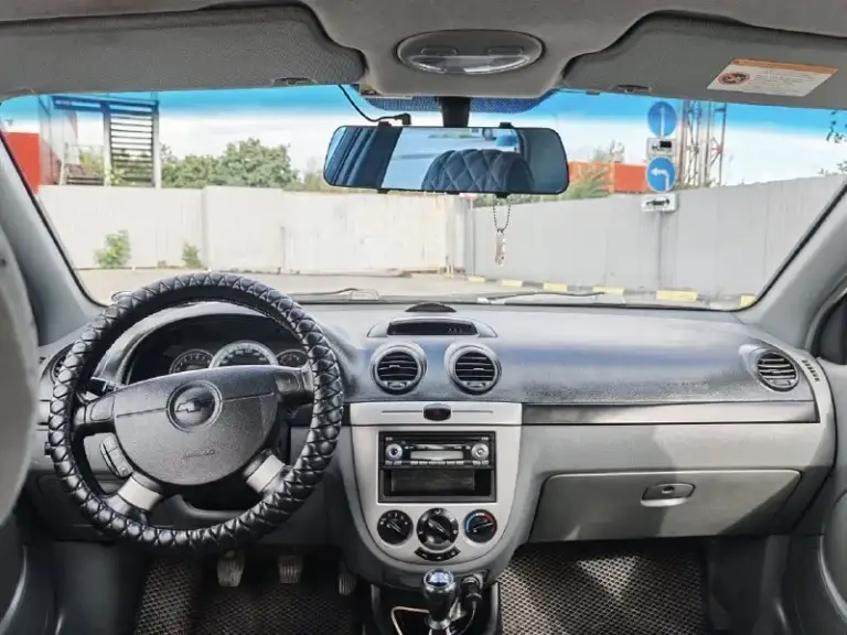 🚗Марка модель: chevrolet lacetti
🗓️Год выпуска: 2008
💵Цена: 700к рублей
🕹️Кпп: механика
🛢️Объём: 1.6 л
⛽Тип двигателя: бензин
🏃🏻‍♂️Пробег: 88 580 км🏙️город: новочеркасск
☎️Телефон: +79508448243
Родной пробег, комплектация sx, зелёная автотека. Без дтп, зимняя резина в комплекте. - фотография - 5