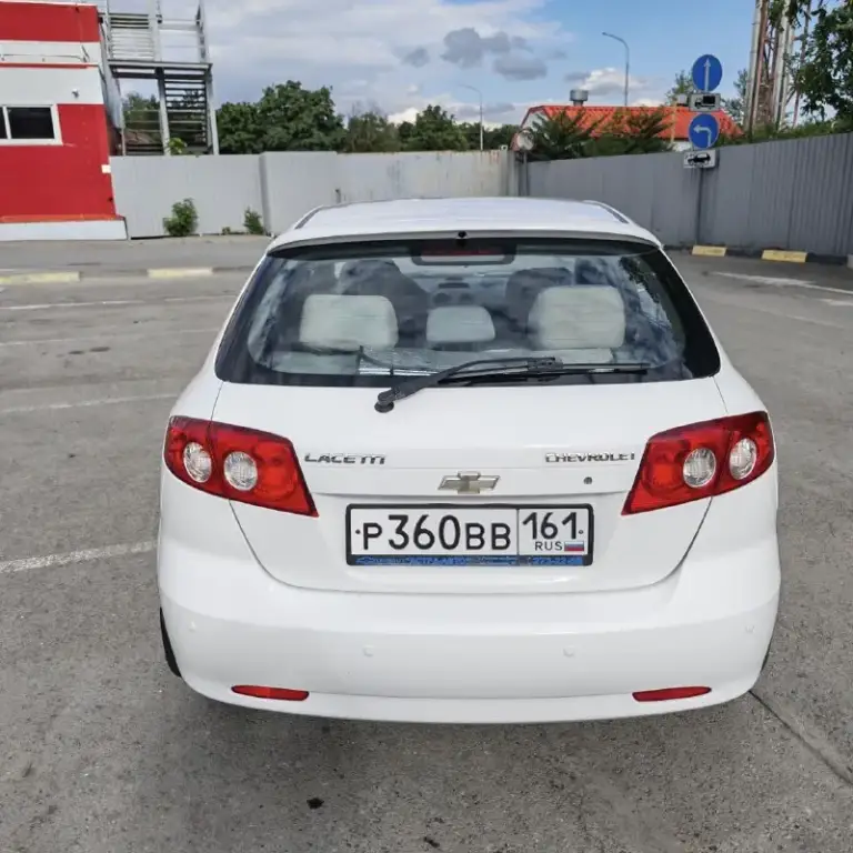 🚗Марка модель: chevrolet lacetti
🗓️Год выпуска: 2008
💵Цена: 700к рублей
🕹️Кпп: механика
🛢️Объём: 1.6 л
⛽Тип двигателя: бензин
🏃🏻‍♂️Пробег: 88 580 км🏙️город: новочеркасск
☎️Телефон: +79508448243
Родной пробег, комплектация sx, зелёная автотека. Без дтп, зимняя резина в комплекте. - фотография - 7