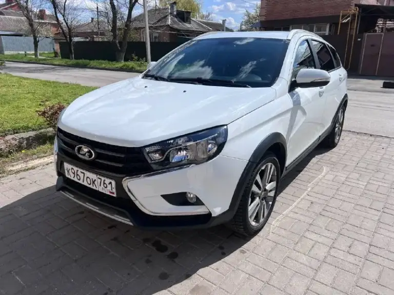 Продаю свой авто.
Lada vesta sw cross
Год выпуска: 2021
Цена: 1.150.000 (торг у капота)
Мкпп
1.6 Двигатель бензин (масло не жрет)
110.000 Км пробег
Ростов-на-дону
Телефон для связи - 8928-756-28-80
8989-510-00-20

Машина в отличном состоянии по технике, по салону. Дтп не было, частичный окрас капота спереди (20 см). Есть небольшие коцки, вообще не критично. Торг у капота и по факту. - фотография - 1