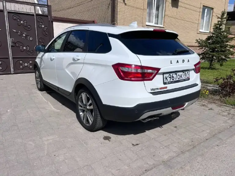 Продаю свой авто.
Lada vesta sw cross
Год выпуска: 2021
Цена: 1.150.000 (торг у капота)
Мкпп
1.6 Двигатель бензин (масло не жрет)
110.000 Км пробег
Ростов-на-дону
Телефон для связи - 8928-756-28-80
8989-510-00-20

Машина в отличном состоянии по технике, по салону. Дтп не было, частичный окрас капота спереди (20 см). Есть небольшие коцки, вообще не критично. Торг у капота и по факту. - фотография - 5