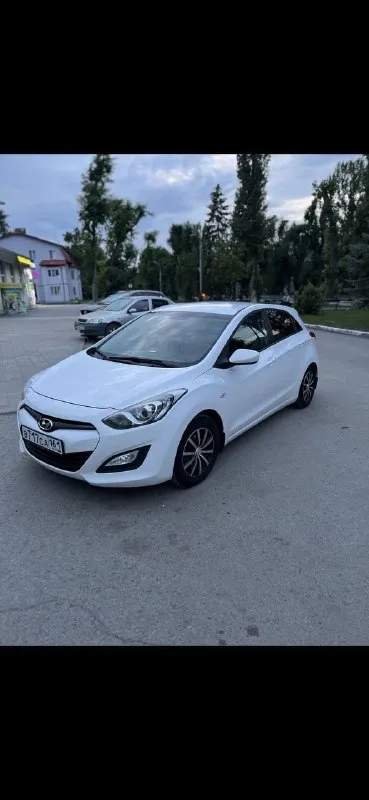 Продаю хондай ай30, 2014г, двигатель 1.6; коробка мт-6ст; пробег 186т, я третий хозяин, птс оригинал, машина в отличном состоянии, вся в родной краске кроме переднего бампера, установлен газ под запаску
Цена 950т. Р.
Номер для связи 89882528822 - фотография - 3