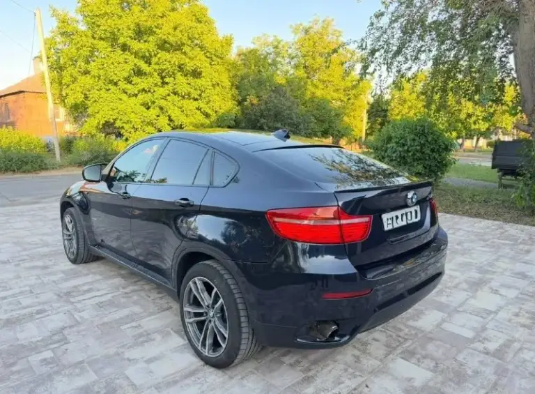 Bmw x6 35i 2009 год выпуска.
Двигатель 3.0 литра после капремонта
Коробка без нареканий переключает отлично
Ходовую часть обслужил, новая рейка, кондиционер дует. На хорошей комплектации
Коробка работает идеально.
Документы чистые, без штрафов и ограничений!
Цена 1.280.000₽ торг не большой
Ростов

Контакты:
Vk. Ru/d. Akhmetov0 - фотография - 1