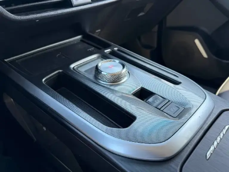 🚘 В продаже haval jolion

Год выпуска: 2023
Пробег на табло: 69 622 км
Птс: электронный
Двигатель: 1.5 бензин
Трансмиссия: амт

Vin: xzgee04a2pa832312
Цена: 1 390 000 руб.

📞 + 7 (938) 130-35-61

Г. Ростов-на-дону, тц «сиверс», пр. Сиверса, 23 – как нас найти 📍

Способы оплаты:
— Наличные;
— Кредит (20 банков);
— Безнал без ндс;
— Обмен на ваш авто.

Больше подробностей об авто и способах оплаты узнавайте у менеджера 📲 @autozaorndbot
___________

Подбор авто – @auto_zao_bot 🤖
Все авто – https://autozao. Ru/ 🌐
Мы в max. Ru/auto_zao_rnd 💬

🗺️ Присоединяйтесь к авто зао :

— Москва
— Краснодар - фотография - 5