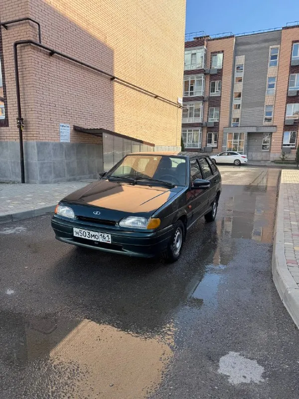Продаю свой автомобиль катались на нем год за год никаких нареканий нету все отлично
Коробка мягкая отличная проблем нету
Рыжиков нету
Дно целое
Ходовая в отличном состоянии
Мотор шепчет
Заводится идеально
Сами на ней не очень много ездили была больше как запасная
Брали из под деда год назад у него она была в руках 14 лет
Пробег оригинальный не скручивался
Прослужит еще долго
Продаем потомучто хотим обновится
Заправлялась 95
Пробег 140.000
Цена 285.000
Город аксай ростовская область
Номер 89954361854 - фотография - 1