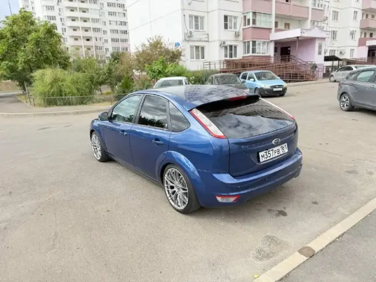 Продам форд фокус два рестайлинг
2008 Год
Комплектация чия
Машина и билась и красилась, но до меня
В машину вложено много денег сил и времени
Из минусов
По кузову есть рыжики не критичные
И треснуло лобовое
На этом минусы кончились
По комплектации
Датчик дождя
Датчик света
Мульти руль
Круиз контроль
Подогрев лобового, заднего стекла зеркал и сидений
Зеркало заднего вида с авто затемнением
Круиз контроль
4 Стеклоподъемника с доводчиками
Регулировка зеркал
Климат 2х зонный
Установлены в фары и туманки би лед линзы
Решетки соты
Задние стопы грили, кто знает тот поймет. Вся оптика в броне пленке
Машина зашумлена
Установлена сигнализация старлайн s96v2 с меткой автозапуском и отслеживанием с телефона
Установлена музыка в штатных местах
Отрегулировал клапана
За машину не стыдно приедете все увидите
Готов на любые проверки
Автотеку могу скинуть
Цена 730
Пробег 255
Двигатель 1.6
Коробка акпп
Цена не последняя готов общаться
Номер для связи 89896348200 - фотография - 1