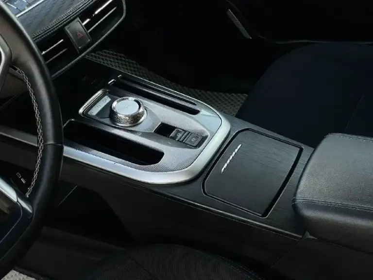 🚘 В продаже haval jolion

Год выпуска: 2024
Пробег на табло: 82 754 км
Двигатель: 1.5 бензин
Трансмиссия: amt

Vin: xzgee04a7ra505469
Цена: 1 480 000 руб.

📞 + 7 (938) 130-35-61

Г. Ростов-на-дону, тц «сиверс», пр. Сиверса, 23 – как нас найти 📍

Способы оплаты:
— Наличные;
— Кредит (20 банков);
— Безнал без ндс;
— Обмен на ваш авто.

Больше подробностей об авто и способах оплаты узнавайте у менеджера 📲 @autozaorndbot
___________

Подбор авто – @auto_zao_bot 🤖
Все авто – https://autozao. Ru/ 🌐
Мы в max. Ru/auto_zao_rnd 💬

🗺️ Присоединяйтесь к авто зао :

— Москва
— Краснодар - фотография - 6
