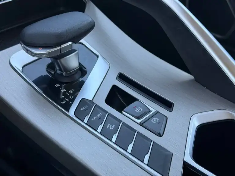 🚘 В продаже geely coolray

Год выпуска: 2022
Пробег на табло: 69 257 км
Птс: электронный
Двигатель: 1.5 бензин
Трансмиссия: амт

Vin: y4k8622z2pb900635
Цена: 1 200 000
Новая цена: 1 100 000 руб.

📞 + 7 (938) 130-35-61

Г. Ростов-на-дону, тц «сиверс», пр. Сиверса, 23 – как нас найти📍

Способы оплаты:
— Наличные;
— Кредит (20 банков);
— Безнал без ндс;
— Обмен на ваш авто.

Больше подробностей об авто и способах оплаты узнавайте у менеджера 📲 @autozaorndbot
___________

Подбор авто – @auto_zao_bot 🤖
Все авто – https://autozao. Ru/ 🌐
Мы в max. Ru/auto_zao_rnd 💬

🗺️ Присоединяйтесь к авто зао :

— Москва
— Краснодар - фотография - 1