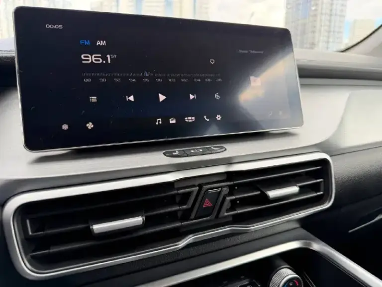 🚘 В продаже geely coolray
Год выпуска: 2022
Пробег на табло: 61 368 км
Птс: электронный
Двигатель: 1.5 бензин
Трансмиссия: amt
Vin: y4k8622z1nb912756
Цена: 1 160 000
Новая цена: 1 060 000 руб.
📞 + 7 (938) 130-35-61
Г. Ростов-на-дону, тц «сиверс», пр. Сиверса, 23 – как нас найти 📍
Способы оплаты:
— Наличные;
— Кредит (20 банков);
— Безнал без ндс;
— Обмен на ваш авто.
Больше подробностей об авто и способах оплаты узнавайте у менеджера 📲 @autozaorndbot
___________
Подбор авто – @auto_zao_bot 🤖
Все авто – https://autozao. Ru/ 🌐
Мы в max. Ru/auto_zao_rnd 💬
🗺️ Присоединяйтесь к авто зао :
— Москва
— Краснодар - фотография - 5