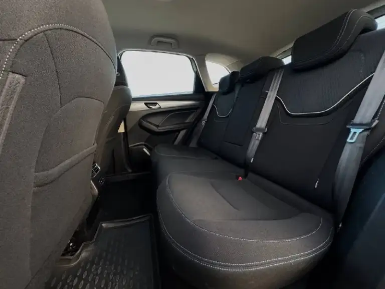 🚘 В продаже haval jolion

Год выпуска: 2022
Пробег на табло: 70 515 км
Птс: электронный
Двигатель: 1.5 бензин
Трансмиссия: amt

Vin: xzgee04a4na821115
Цена: 1 350 000 руб.

📞 + 7 (938) 130-35-61

Г. Ростов-на-дону, тц «сиверс», пр. Сиверса, 23 – как нас найти 📍

Способы оплаты:
— Наличные;
— Кредит (20 банков);
— Безнал без ндс;
— Обмен на ваш авто.

Больше подробностей об авто и способах оплаты узнавайте у менеджера 📲 @autozaorndbot
___________

Подбор авто – @auto_zao_bot 🤖
Все авто – https://autozao. Ru/ 🌐
Max – channel_auto_zao_rnd 💬

🗺️ Присоединяйтесь к авто зао :

— Москва
— Краснодар - фотография - 8