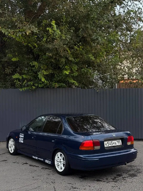 Honda civic ek6 1.4 ат 1998г

Двигатель 1.4 90 л/с, мотор не дымит, не троит, обороты не плавают, тяга прям отличная

Коробка автомат, передачи щелкает, хорошо прям едет

По кузову свежекрашенный очень хорошо, в красивом цвете, металлик переливается, цвет в живую прям кайф

Красивые диски r15 на хорошей летней резине

Губа mugen, решетка rs, новая оптика свежая прям, рабочий кондиционер и печка, эл регулировка зеркал, 4 стеклоподъемника, подлокотник, салончик чистенький опрятный, хороший свет в фарах

Кузов именно не гнилой, арки, стаканы, дно, пороги в хорошем состоянии прям, родное дно чистенькое всё

Вообщем классная приятная тачка, в которую сел и поехал, чистые документы полностью

Цена 360.000р 💰
Номер для связи 89081710832 - фотография - 4