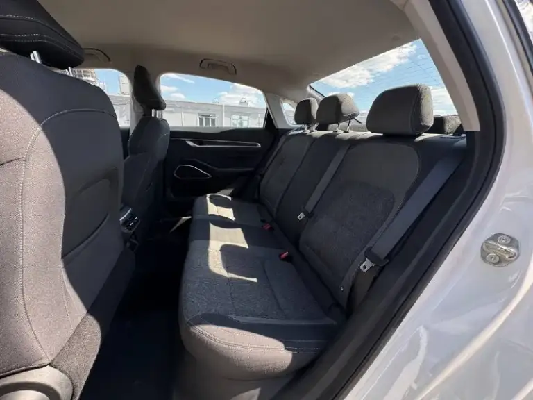 🚘 В продаже geely emgrand
Год выпуска: 2022
Пробег на табло: 84 368 км
Птс: электронный
Двигатель: 1.5 бензин
Трансмиссия: cvt
Vin: lb3f31021pg012691
Цена: 940 000
Новая цена: 930 000 руб.
📞 + 7 (938) 130-35-61
Г. Ростов-на-дону, тц «сиверс», пр. Сиверса, 23 – как нас найти 📍
Способы оплаты:
— Наличные;
— Кредит (20 банков);
— Безнал без ндс;
— Обмен на ваш авто.
Больше подробностей об авто и способах оплаты узнавайте у менеджера 📲 @autozaorndbot
___________
Подбор авто – @auto_zao_bot 🤖
Все авто – https://autozao. Ru/ 🌐
Мы в max. Ru/auto_zao_rnd 💬
🗺️ Присоединяйтесь к авто зао :
— Москва
— Краснодар - фотография - 9