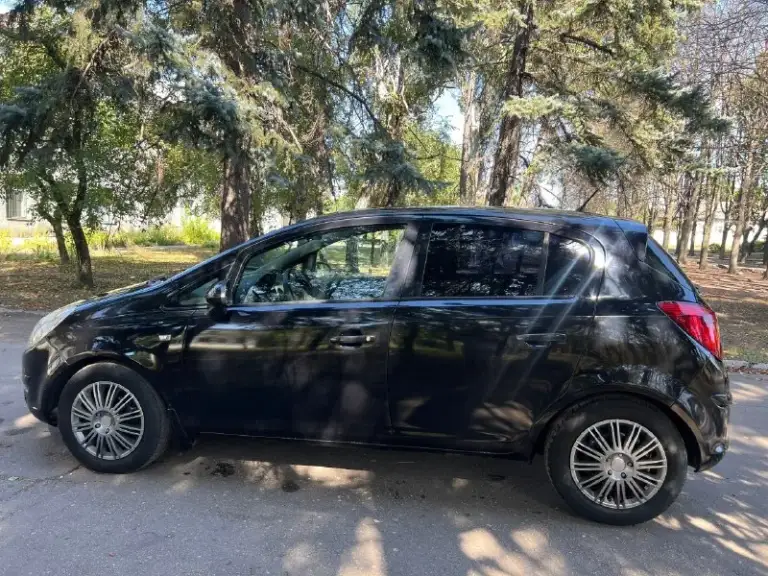 Продам opel corsa d 1.4 акпп
2008 Года выпуска.
Пробег 118.000 км.
Двигатель 1.4 автоматическая коробка передач, работает отлично без нареканий, ходовая обслужена. Расхода масла нет. Много заказ нарядов по ремонту и обслуживанию авто.
Комплектация cosmo: подогрев сидений, зеркал и руля, климат контроль, автозапуск, и т. Д. Кондиционер заправлен, работает.
Салон чистый ухоженный!
Цена 435.000₽
Осмотр г. Ростов на дону

Контакты:
+79885833273 - фотография - 8