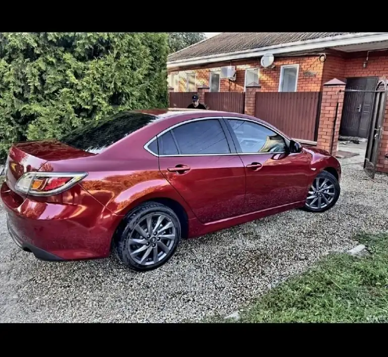 Продам mazda 6 gh sport at 2011 год 2.0 литра бензин пробег 120.500 салон кожа, датчик дождя, датчик света, круиз контроль, автоматически затемняющееся внутреннее зеркало заднего вида, складывание боковых

Продам mazda 6 gh sport at 2011 год 2.0 литра бензин пробег 120.500 салон кожа, датчик дождя, датчик света, круиз контроль, автоматически затемняющееся внутреннее зеркало заднего вида, складывание боковых зеркал, обогрев боковых зеркал, климат-контроль двухзонный, бортовой компьютер, мультируль, состояние ближе к идеалу, резина зима лето новая, установлены спортивные тормоза обсолютно новые. ..цена 1.350

Контакты:
+79615047032 - фотография - 3
