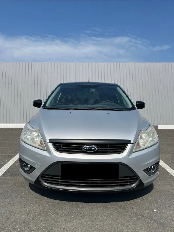 Ford focus 2 рестайлинг
1.6 Мт, 100 л. С.
2010 Год

Авто в идеальном состоянии!
Владею 8 лет! Птс оригинал!
Полностью родной окрас всего авто, без ржавчины!

Богатая комплектация!
Самый надежный двигатель.
В автомобиле идеально работает абсолютно всё - кнопки/функции/датчики.
Ходовая, двигатель и коробка в идеале!

Элементы кузова оклеены дорогой полиуретановой черной пленкой!
Везде качественное led освещение!
Магнитола teyes с камерой заднего вида!
Выведена скрытая проводка под видеорегистратор и антирадар!
Премиальная резина michelin и диски.
С авто сделано очень много, подробнее по телефону!

Всегда устанавливались оригинальные либо топовые комплектующие, денег никогда не жалел и делал все даже заранее!

Хранение в гараже либо под навесом!
Очень сильно люблю автомобили, отсюда идеальное состояние и очень бережная эксплуатация! Ездил 99% времени один, если кто-то и садился, то практически в бахилах!
Осмотр неклиновский район, село покровское
Цена 820 000 руб
Номер телефона 89612884850 - фотография - 2
