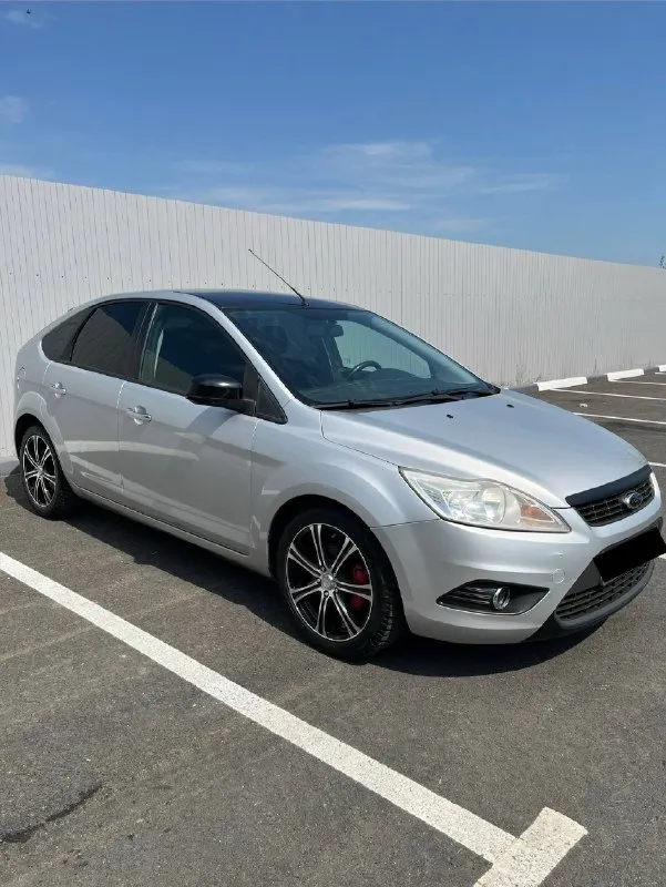 Ford focus 2 рестайлинг
1.6 Мт, 100 л. С.
2010 Год

Авто в идеальном состоянии!
Владею 8 лет! Птс оригинал!
Полностью родной окрас всего авто, без ржавчины!

Богатая комплектация!
Самый надежный двигатель.
В автомобиле идеально работает абсолютно всё - кнопки/функции/датчики.
Ходовая, двигатель и коробка в идеале!

Элементы кузова оклеены дорогой полиуретановой черной пленкой!
Везде качественное led освещение!
Магнитола teyes с камерой заднего вида!
Выведена скрытая проводка под видеорегистратор и антирадар!
Премиальная резина michelin и диски.
С авто сделано очень много, подробнее по телефону!

Всегда устанавливались оригинальные либо топовые комплектующие, денег никогда не жалел и делал все даже заранее!

Хранение в гараже либо под навесом!
Очень сильно люблю автомобили, отсюда идеальное состояние и очень бережная эксплуатация! Ездил 99% времени один, если кто-то и садился, то практически в бахилах!
Осмотр неклиновский район, село покровское
Цена 820 000 руб
Номер телефона 89612884850 - фотография - 4