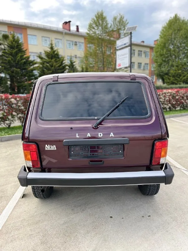 Продаётся lada 4x4 (нива), 2014 г. В.
Пробег: всего 36 000 км (оригинальный, подтверждается любыми проверками ).
Состояние: не бита, не крашена, все родные заводские швы и зазоры сохранены. Кузов обработан антикором, рыжиков и гнили нет — автомобиль всю жизнь хранился в гараже.
Салон: как новый, без потёртостей, запаха табака и выцветших пластиков.
Готова к осмотру на подъёмнике, с толщиномером и у любого диагноста. Продаю, потому что не использую (второй автомобиль).
Машина сочинская, мною была куплена в адлере
Цена 565000
Контакты:
+79881615914 - фотография - 1