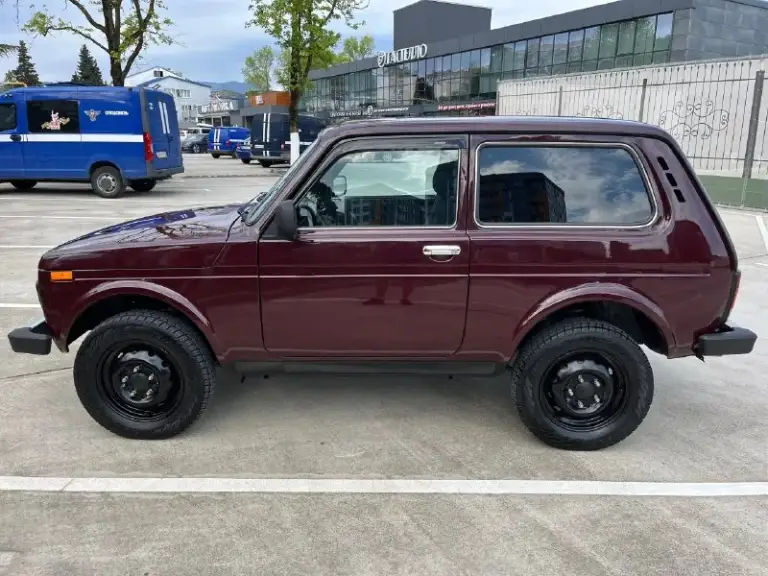 Продаётся lada 4x4 (нива), 2014 г. В.
Пробег: всего 36 000 км (оригинальный, подтверждается любыми проверками ).
Состояние: не бита, не крашена, все родные заводские швы и зазоры сохранены. Кузов обработан антикором, рыжиков и гнили нет — автомобиль всю жизнь хранился в гараже.
Салон: как новый, без потёртостей, запаха табака и выцветших пластиков.
Готова к осмотру на подъёмнике, с толщиномером и у любого диагноста. Продаю, потому что не использую (второй автомобиль).
Машина сочинская, мною была куплена в адлере
Цена 565000
Контакты:
+79881615914 - фотография - 2